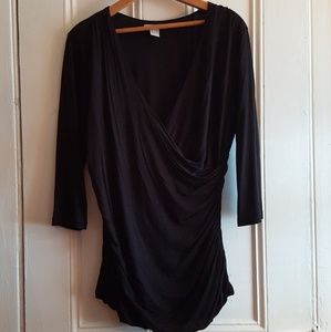 H&M Black 3/4 inch sleeve shirt